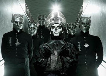 Ghost: ascolta online il live album “Ceremony and Devotion”