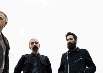 CASABLANCA: Guarda “Ti sto cercando” il nuovo singolo e videoclip che anticipa l’album “Pace, Violenza o Costume”