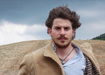 Gianfrancesco Cataldo: Guarda il video di “La mia valigia”, il primo singolo estratto dall’album “PORTAFORTUNA”