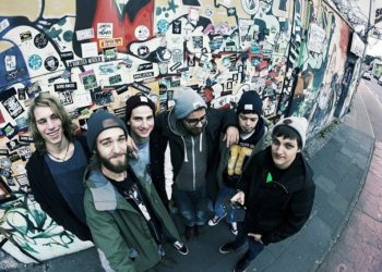 DEAD LIKE JULIET: Annuncia il loro primo full-lenght album “Stranger Shores” dal 7 aprile su piattaforma Bandcamp