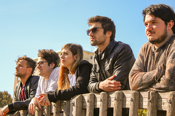 AWAY FROM HERE: Il primo singolo e video del brano “People always leave” estratto dall’EP d’esordio “All The Feelings Come Out”