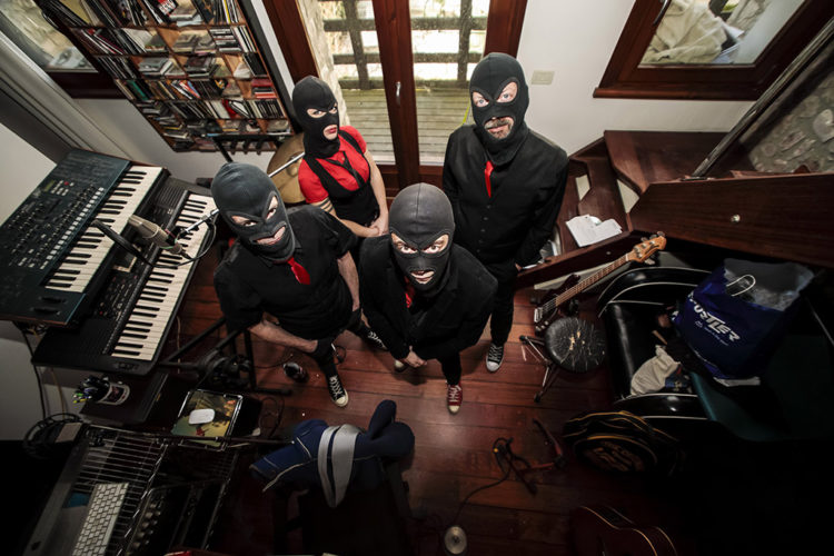 SICK TAMBURO: Esce oggi, venerdì 8 marzo “PUOI ANCORA” il nuovo singolo e video che anticipa il nuovo album di inediti in uscita il 5 aprile.