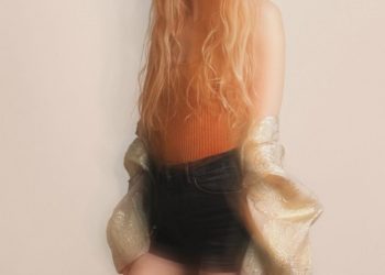 MISSINCAT: Il ritorno della cantautrice e produttrice Caterina Barbieri con il nuovo video del brano “Oggi no”