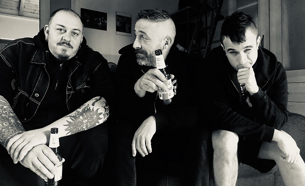 DEBUNK: E’ uscito “FLOWER POWER” il singolo e video che anticipa l’album “DOPED LIFE”