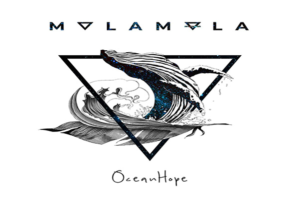 MOLAMOLA: E’ uscito “OceanHope” il debut album del duo electro/postrock romano. Un album di musica positiva, ballabile, introspettiva ma allo stesso tempo leggera!