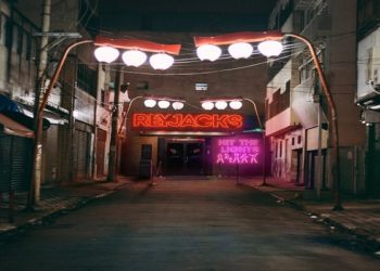 REY JACKS: E’ uscito “Hit the Lights” l’atteso EP contenente i singoli “Stars” e “Back to Dawning” del primo lavoro in studio della band di Ravenna!