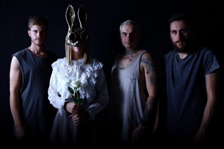 LAST DAY OF SUMMER: “Rabbit hole” è il nuovo singolo con sonorità più pesanti rispetto a quello che siamo stati abituati sentire dal power-trio ligure