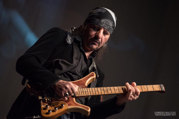 CARMINE MIGLIORE: Il nuovo Ep ‘Don’t let me….’ del chitarrista di Capua, disponibile dal 1 ottobre negli store digitali