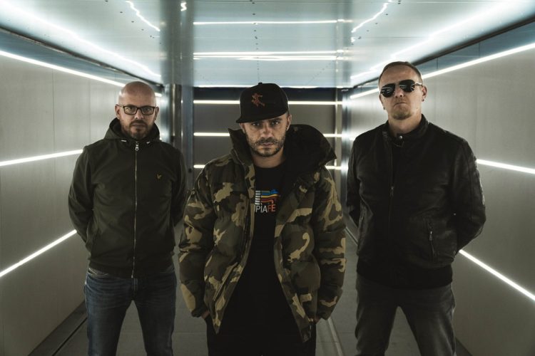 ‘A67 Feat. FRANKIE HI-NRG MC: Fuori “BRAVA GENTE” il brano e videoclip, che anticipa il nuovo album di inediti in uscita il 24 gennaio