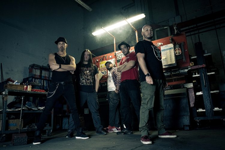 THE OLD SKULL: Fuori il singolo “Drunken Masters” dove il metal incontra il rap di DSA Commando