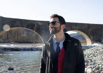 RICCARDO INGE: E’ uscito ” Due ragazzi Due ragazze” il nuovo singolo del cantautore milanese
