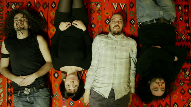 SLOW WAVE SLEEP: Fuori il nuovo album “Spiro nell’ecosistema” un disco di pop alternativo fluido, selvaggio, viscerale, registrato live in presa diretta senza l’utilizzo di sequenze né metronomo.