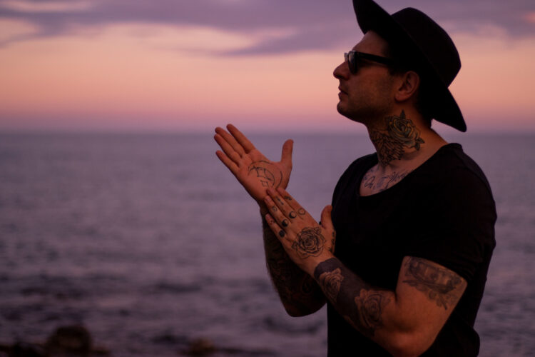 FAB: E’ uscito “LUNA” il secondo singolo di Fabrizio Fabiano