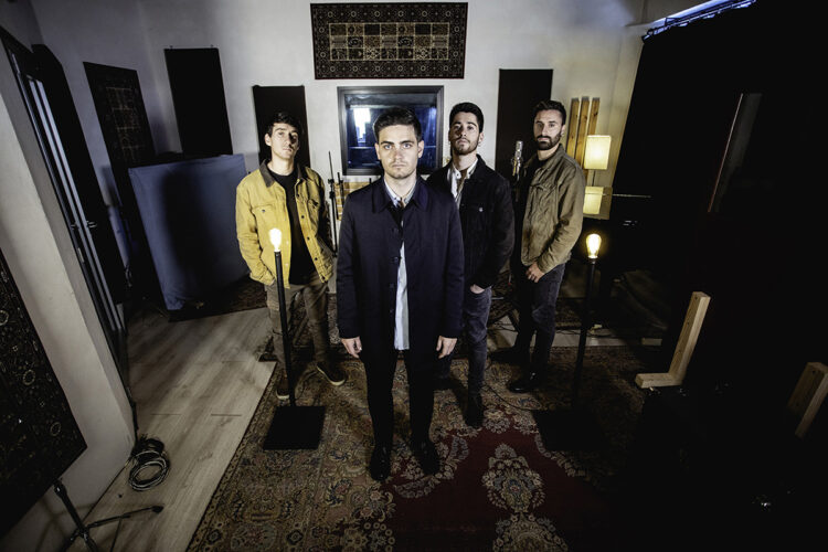 RÉCLAME : E’ uscito il videoclip di “COSA RESTERÀ?” terzo brano estratto da “VOCI DI CORRIDOIO” il disco d’esordio della band finalista a ‘SANREMO GIOVANI 2019’