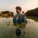ALBERTO: presenta il suo primo singolo e video “Giovedì” sonorità pop e testo eclettico.