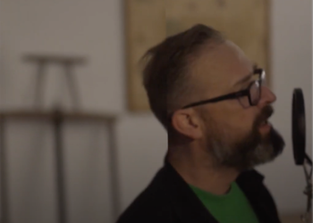 MICHELE BITOSSI: In uscita il video di “NON HO” Una delicata versione live per rinnovare i contorni electropop del brano prodotto da Michele Cantaluppi.