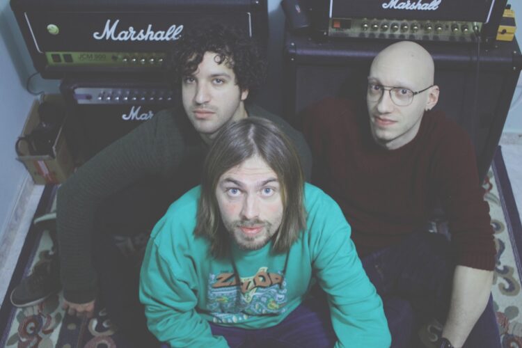 MALBIANCO: “Sono una bomba!” è il secondo singolo estratto dall’album “Galline Elettriche”.