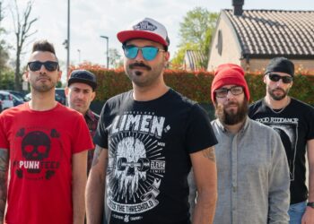 SMOKEY PUNCH: “Lucky ones” è un tributo a chi affronta le difficoltà a testa alta.