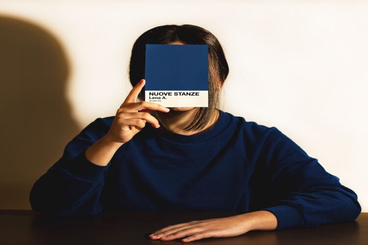 LENA A. : “Nuove stanze” è l’album di debutto che affonda nel tema dell’identità.