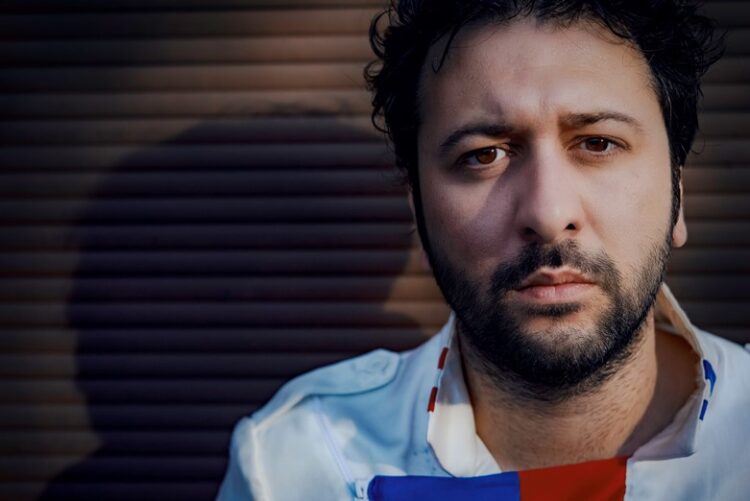Intervista a ALESSANDRO CENEDESE : Ci racconta “Ballad coi lupi” e la collaborazione con Phil Palmer .