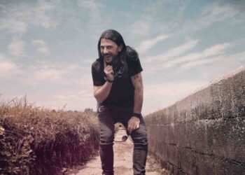 DAVE BOLO feat. This Is The Foo: il nuovo singolo E VICEOCLIP è “HEAVY ROTATION”.