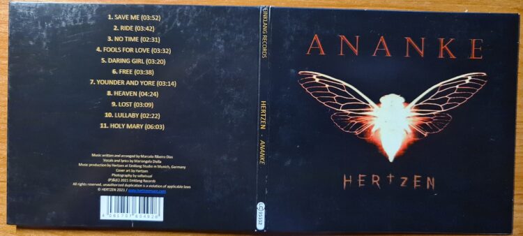 [Recensione] “ANANKE” degli HERTZEN: un tuffo nel passato che emoziona nell’ascolto !