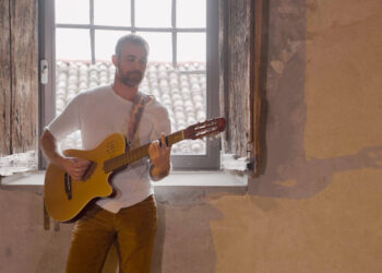 Disponibile in rotazione radiofonica il nuovo singolo di VINCENZO GRECO, “MAGGIE DICKSON”.
