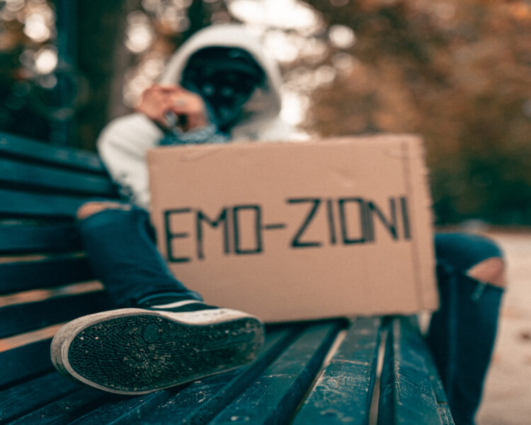 FRAEND: “EMO-ZIONI” il primo Ep è un viaggio sonoro col batticuore.