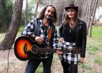 DE UNIVERSO: “BABIES’ EYES” un singolo dal messaggio positivo e sognante per il duo campano.