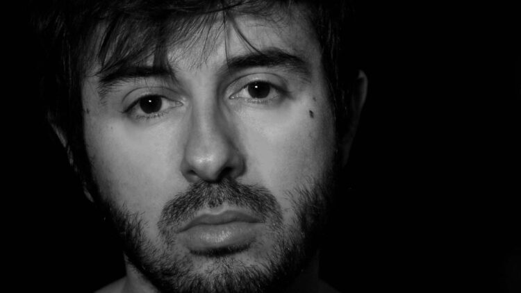 EUGENIO RIPEPI: “QUESTO MONDO NON CI VUOLE” un brano che vuole infrangere il muro dell’indifferenza.