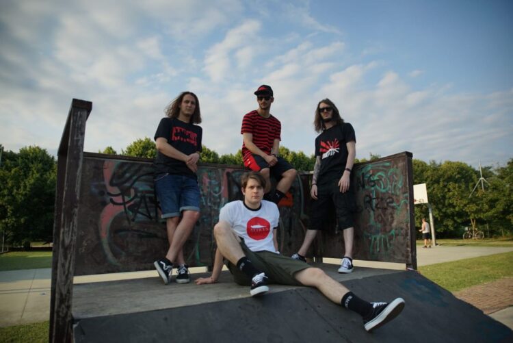 MONDAY PROOF: “FORTUNE TELLER” il primo singolo con SORRY MOM anticipa l’album di prossima uscita.