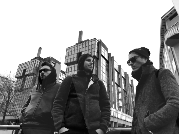 BRIGHT LIGHTS APART: “THE APOLOGIES LIST” un ritorno sonoro alle origini e una riflessione profonda.