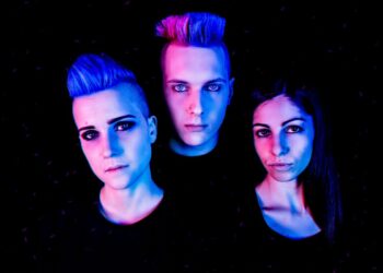 ON THE MOON: “IL MIO VESTITO BUONO” singolo ipnotico tra rock ed elettronica.