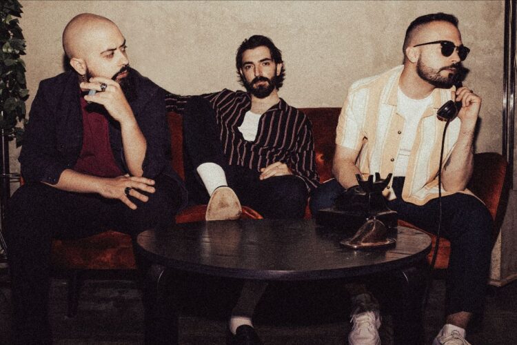 THE STRAWS: “Y.A.S.C.” la ricerca dell’amore illusorio dopo la passione di una notte.