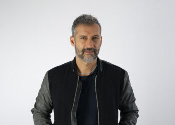 MATTEO SACCO: “VESTITI D’ARIA” il nuovo romantico singolo dedicato ad una nuova nascita.