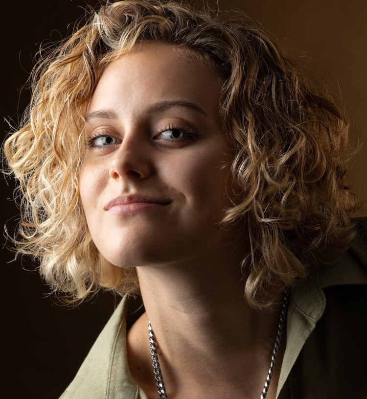 CLAUDIA SACCO: “Hey Giulia” una dedica all’amore nei confronti della sorella.