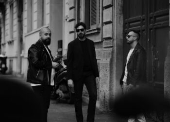 THE STRAWS: “GIOVEDÍ SERA” è il primo singolo in italiano.