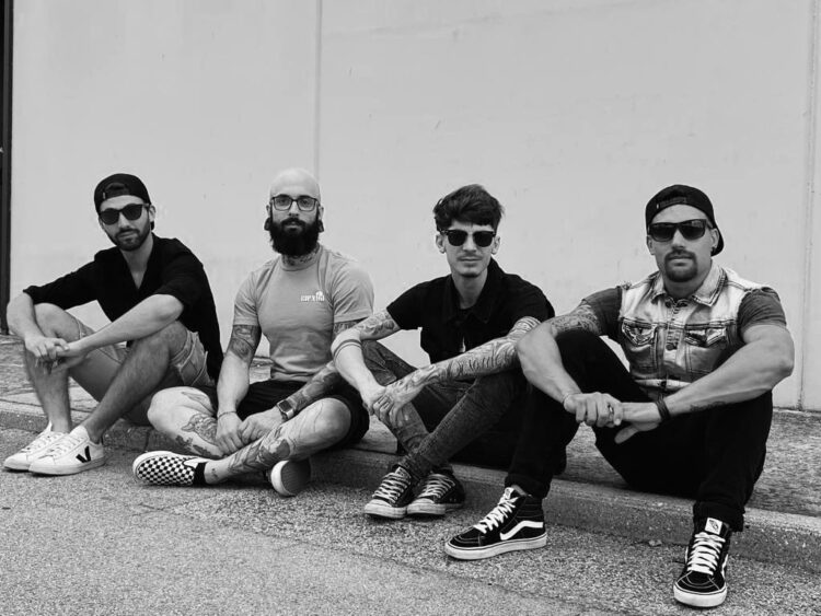 THE UNDERDOGS: “MY FAMILY” un canzone che parla di amicizia vera.