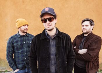 “ARANCIONE” il nuovo singolo e video della band vicentina BAD BLACK SHEEP.