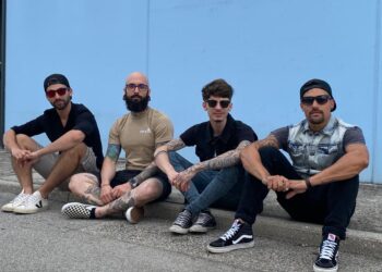THE UNDERDOGS: “THIS IS NOT MY WAR” il nuovo singolo svela la crudele realtà delle guerre manipolate.