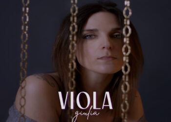 Fuori “Viola” il singolo di debutto di GIULIA.