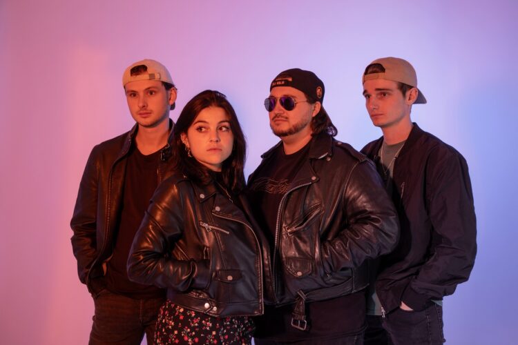 SUNSET ’99: “Moody love” il coraggio di ricominciare.