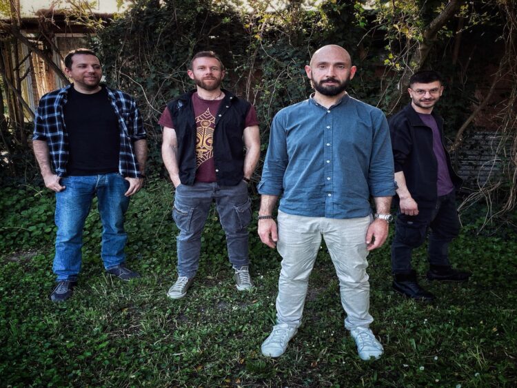 KEBLEMA: “Good noise” sette tracce di Rock espanso e contaminato.