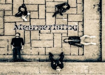 MESMERISING: “SOLITARY SPARK” prog e filosofia.