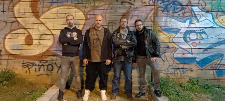 EGO DIVIDED: “Reflections” l’ipocrisia del Dio denaro.