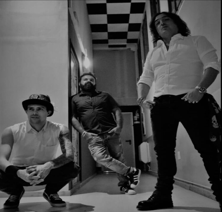 BINGE DRINKERS: “The empire of rage” la rabbia porta solo in un vicolo cieco.