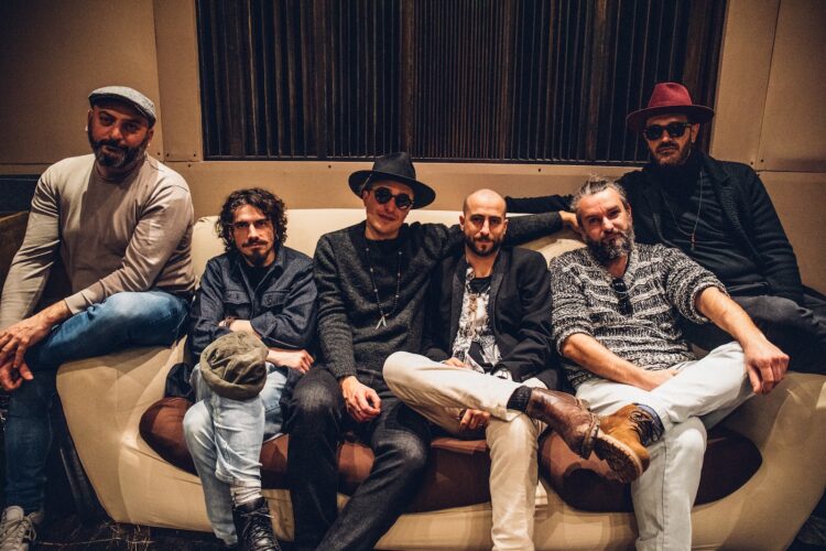ROCKTRAIN SLAVES: “Soulshine” tra passato e presente, la voce dell’anima.