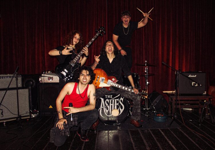 THE ASHES: “7 Seconds of Peace” il racconto della ricerca disperata di un momento di pace dal conflitto interiore.